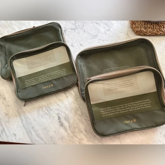 Tauck Green Travel Packing Cubes-set of 4
Two Large 15x12
Two Small 13x10 - Picture 2 of 4